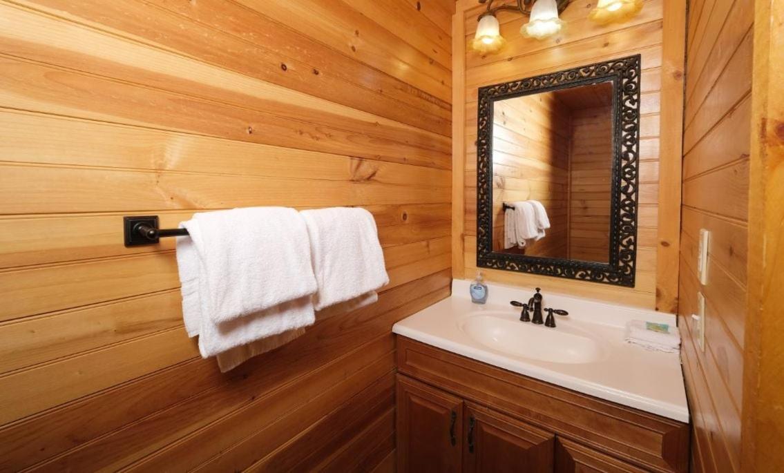 Smoky View With A Twist Villa Pigeon Forge Exterior foto