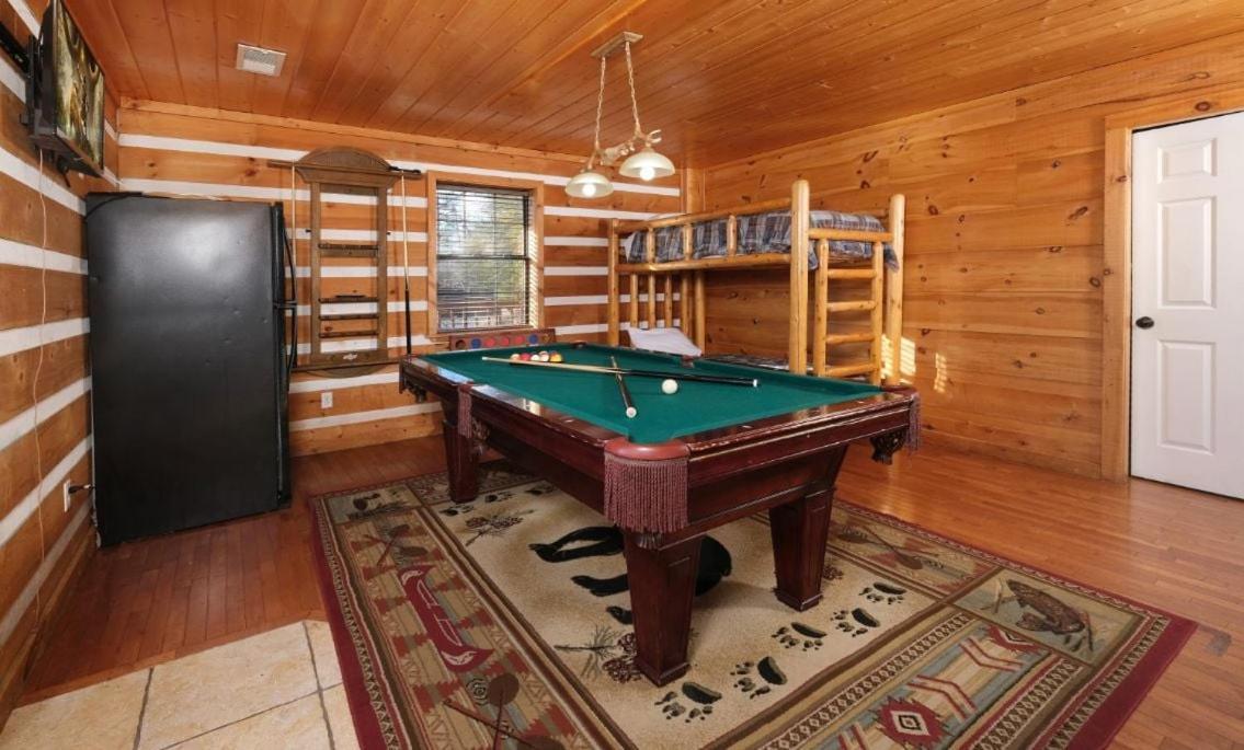 Smoky View With A Twist Villa Pigeon Forge Exterior foto