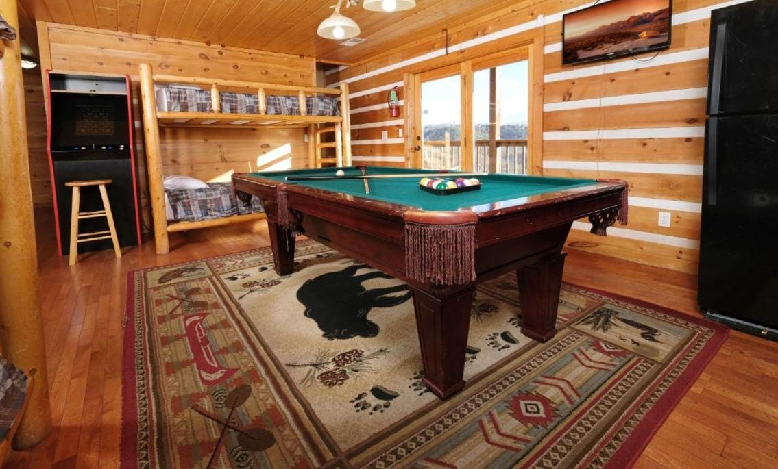 Smoky View With A Twist Villa Pigeon Forge Exterior foto